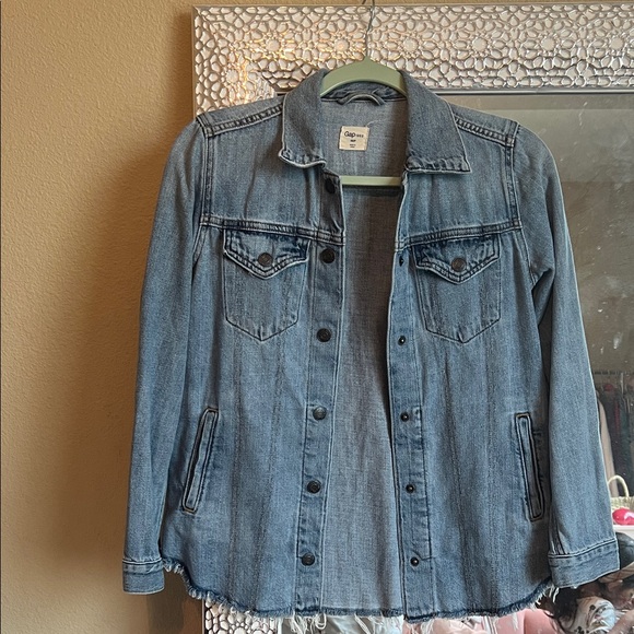 GAP Women's Blue Denim Jacket - Picture 1 of 5